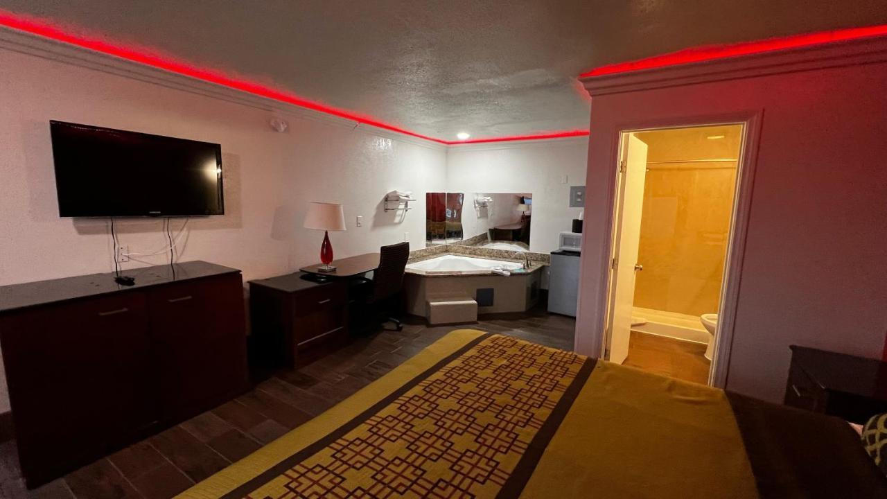 New American Inn & Suites Orange Dış mekan fotoğraf